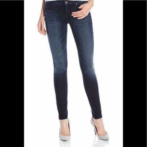 NWT Denimocracy Luxe Skinny Jeans. Size 32.